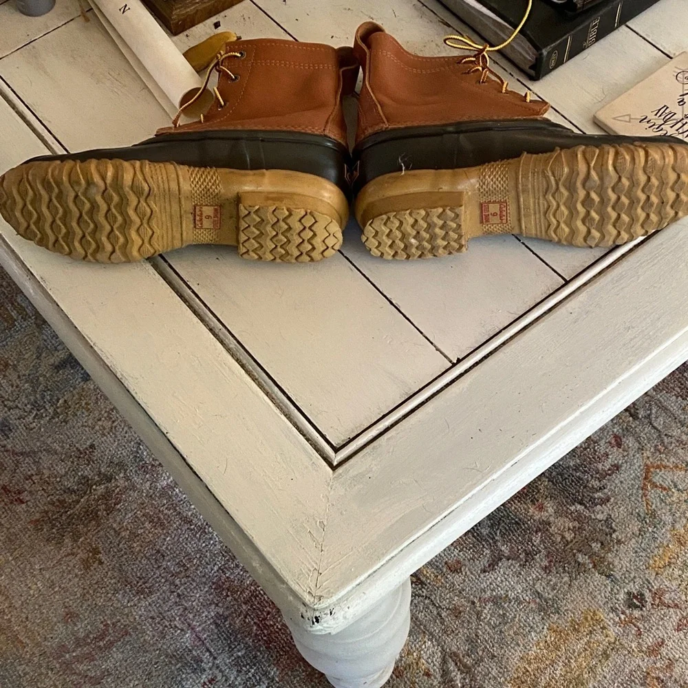 Cabela’s Women’s Brown Duck Boots - Picture 3 of 5